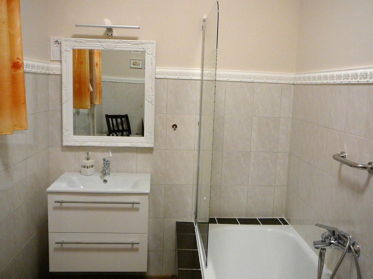 Dunakanyar Apartment Tahitotfalu Екстер'єр фото